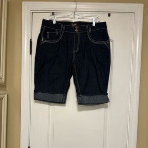 Like New Size 14 Angels Shorts.